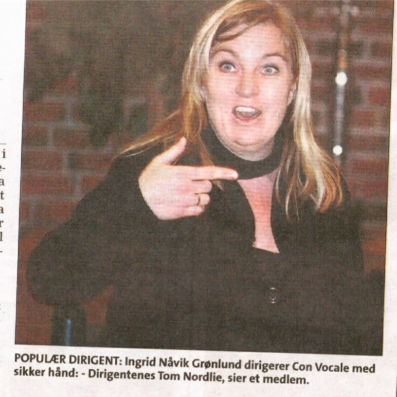 avis utklipp av Ingrid som dirigerer